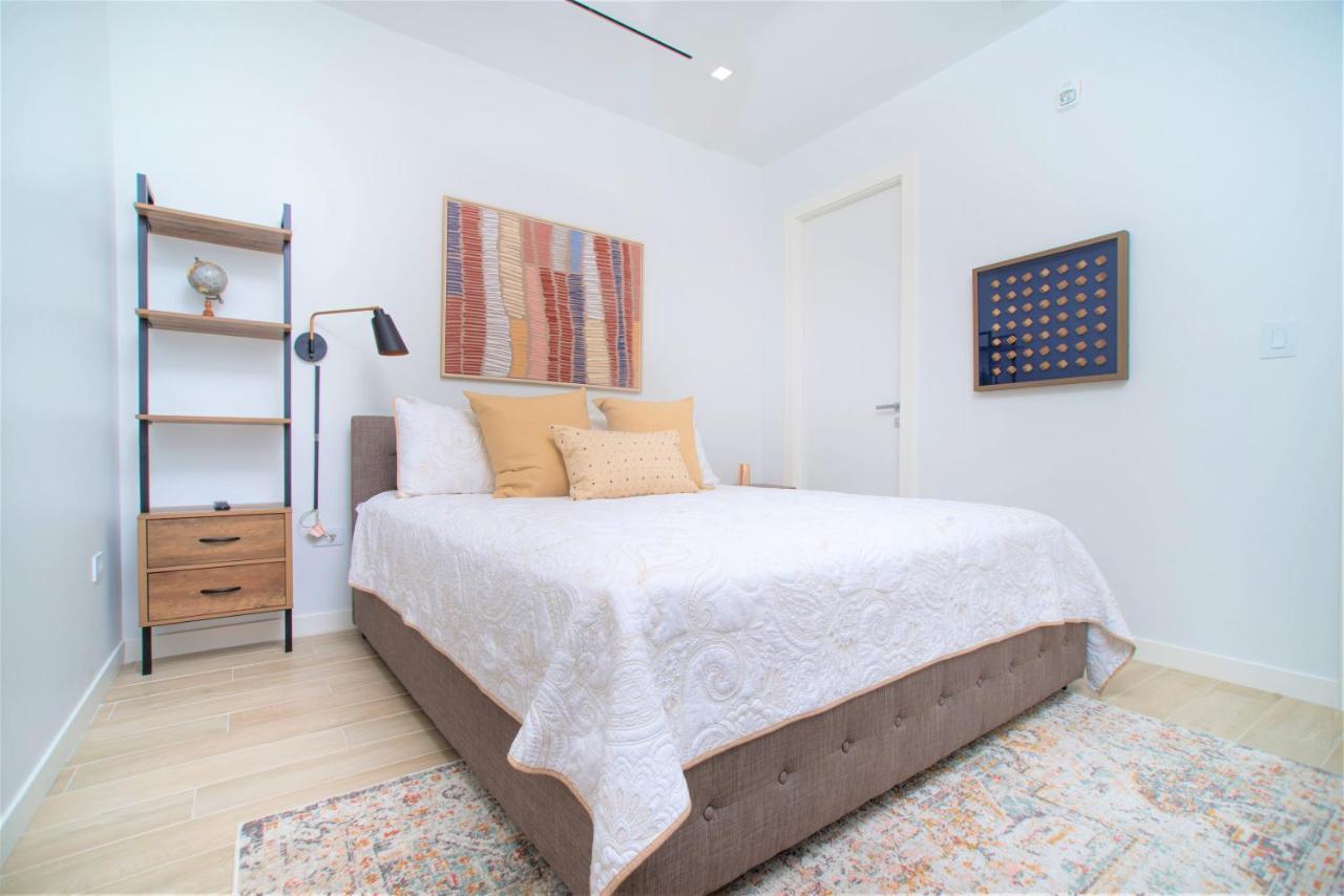 Cayman Luxury Rentals At One Canal Point George Town Luaran gambar